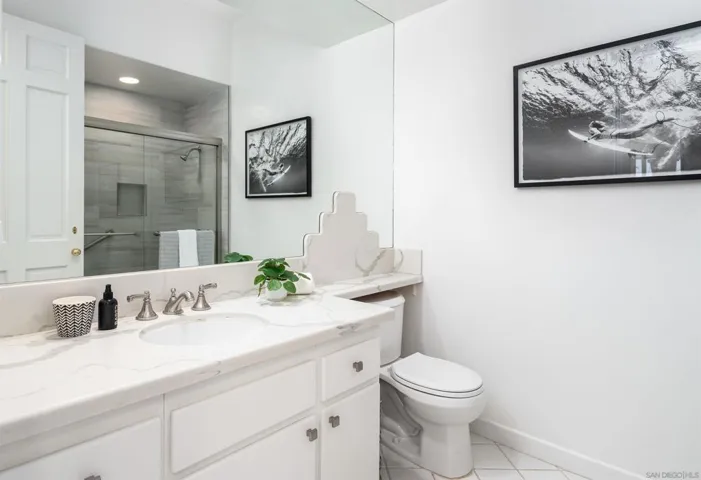 7402 Cadencia St, Carlsbad, California 92009