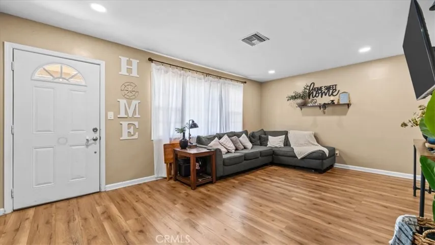 4111 Saint Paul Place, Riverside, California 92504