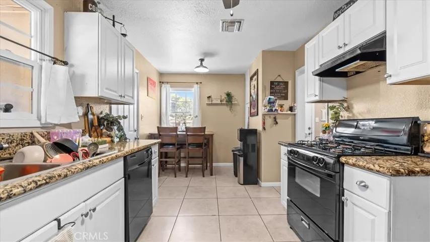 4111 Saint Paul Place, Riverside, California 92504