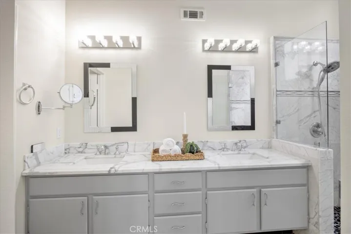 6 Kendall, Lake Forest, California 92610