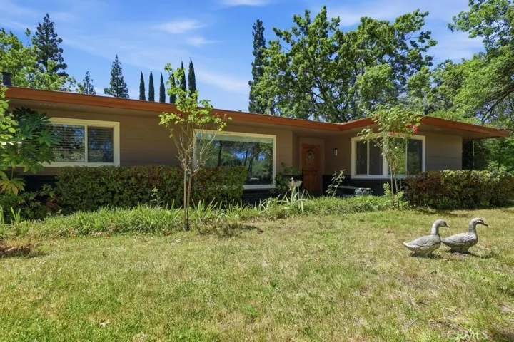 55 Pine Oaks Road, Oroville, California 95966