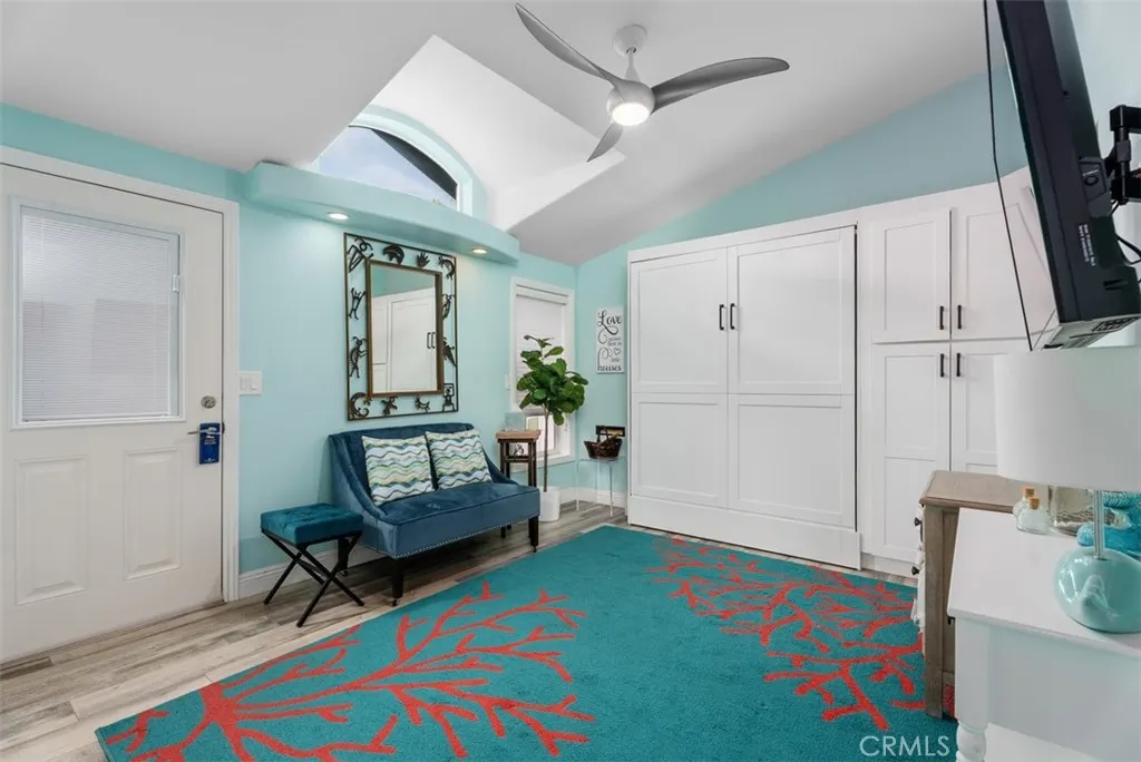 Secondary Bedroom/Flexspace!