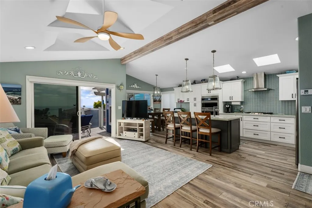 Great Space for Entertaining!