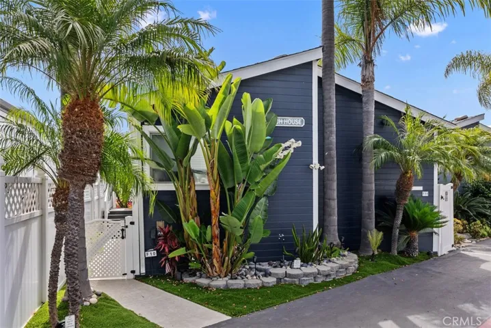 Amazing Curb Appeal!