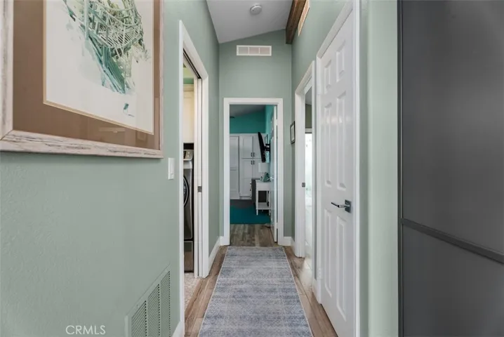 Tastful Decor!