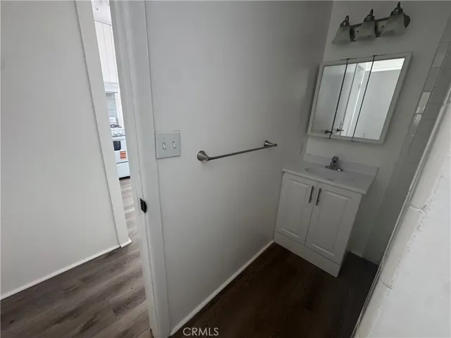 5160 1/2 Franklin Avenue, Los Angeles, California 90027