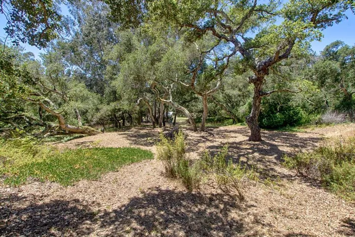 425 Echo Valley Road, Salinas, California 93907