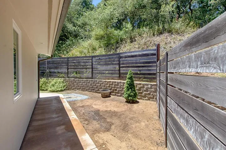 425 Echo Valley Road, Salinas, California 93907