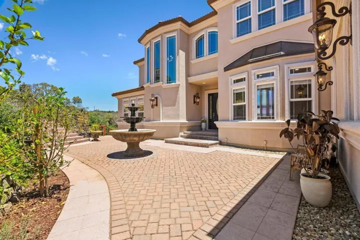 18600 Castle Ridge Drive, Morgan Hill, California 95037
