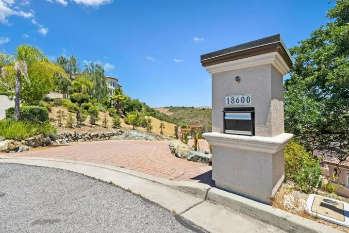 18600 Castle Ridge Drive, Morgan Hill, California 95037