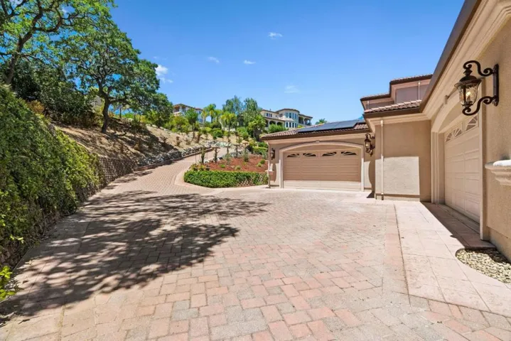18600 Castle Ridge Drive, Morgan Hill, California 95037