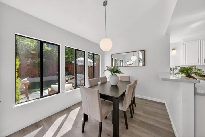 2080 Marich Way 15, Mountain View, California 94040