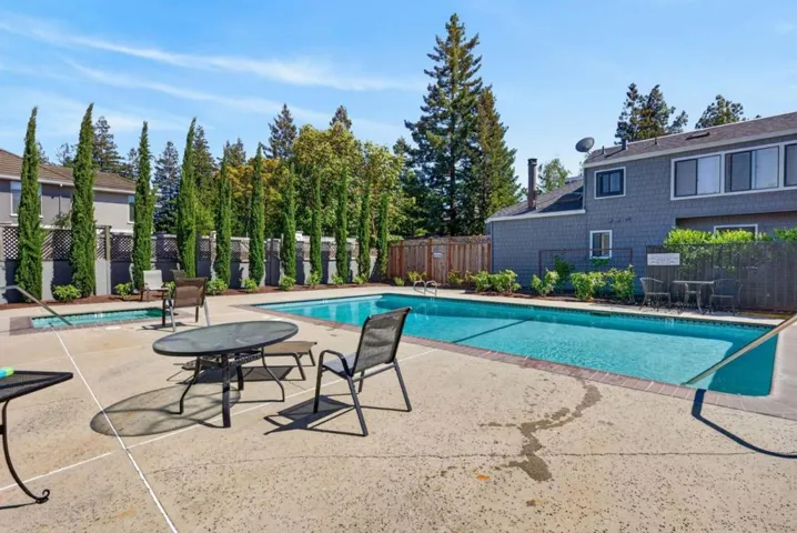 2080 Marich Way 15, Mountain View, California 94040