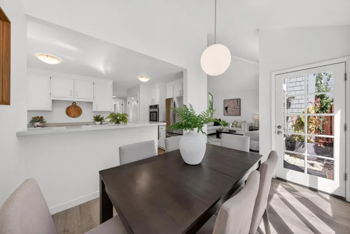2080 Marich Way 15, Mountain View, California 94040