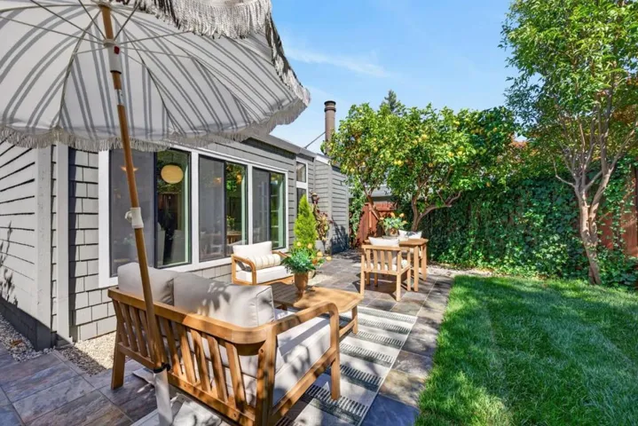 2080 Marich Way 15, Mountain View, California 94040
