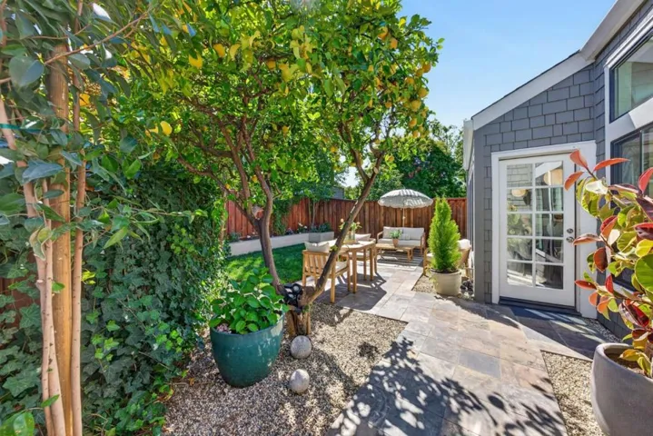 2080 Marich Way 15, Mountain View, California 94040