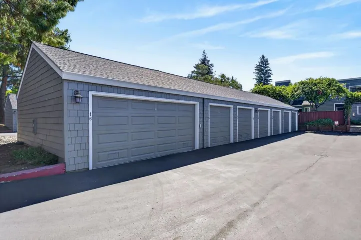 2080 Marich Way 15, Mountain View, California 94040