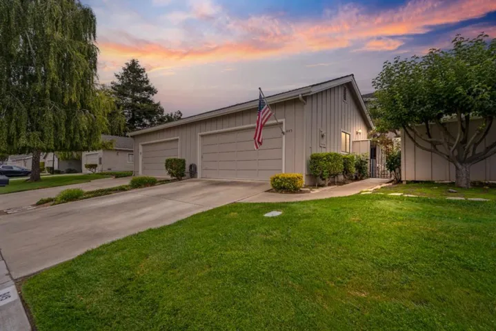 845 Helen Drive, Hollister, California 95023