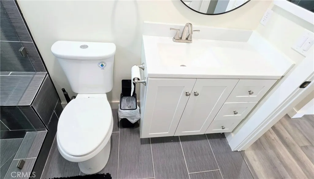 Guest/hallway bath