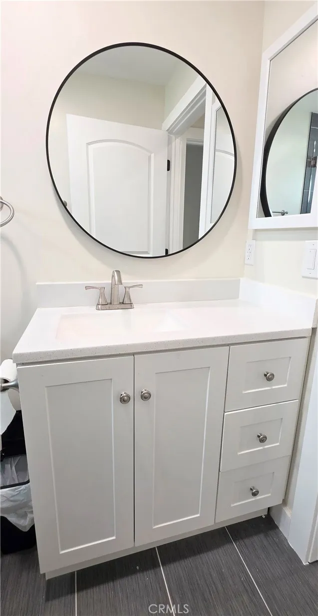 Guest/hallway bath