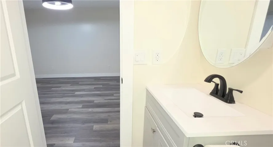 Main bedroom bath
