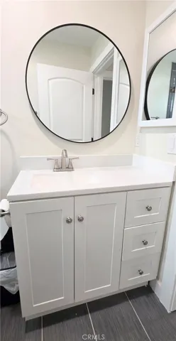 Guest/hallway bath