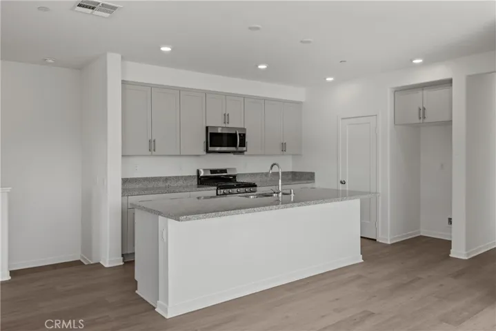 199 Sonoma Lane, Claremont, California 91711