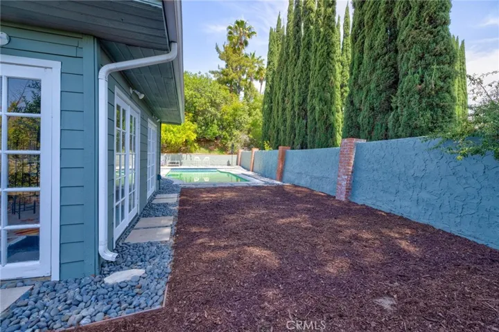 23041 La Granja, Valencia, California 91354