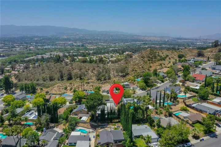 23041 La Granja, Valencia, California 91354