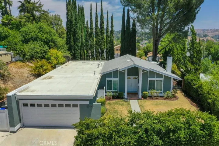 23041 La Granja, Valencia, California 91354