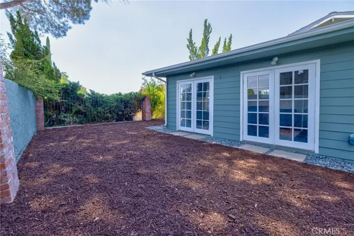 23041 La Granja, Valencia, California 91354