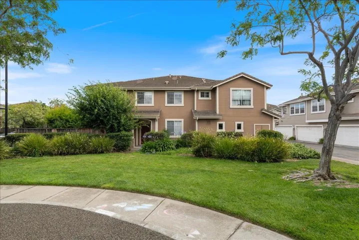 288 Diamond Way, Milpitas, California 95035