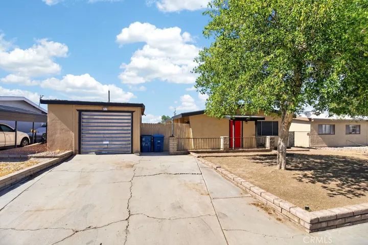21015 Rio Vista, Needles, California 92363
