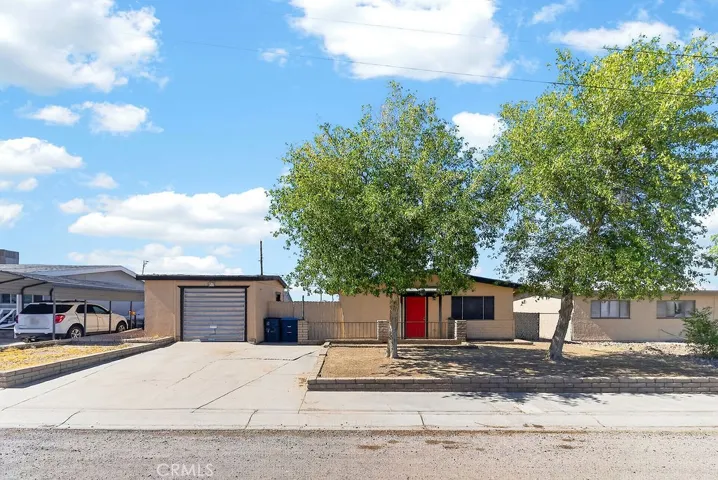 21015 Rio Vista, Needles, California 92363