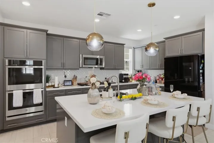 Kitchen Bar