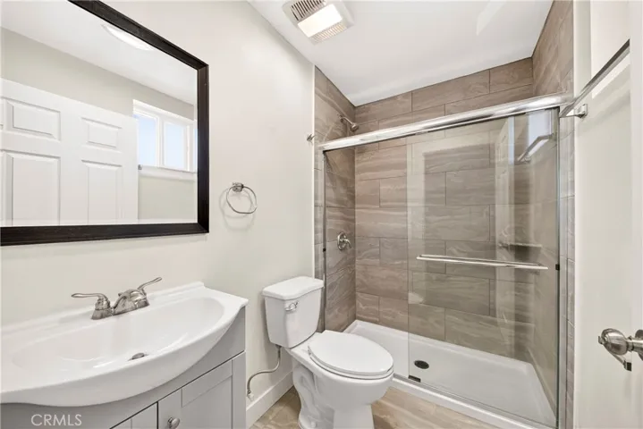 924 W 75th Street, Los Angeles, California 90044
