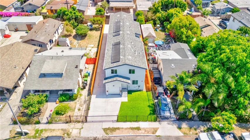 924 W 75th Street, Los Angeles, California 90044