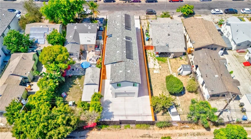 924 W 75th Street, Los Angeles, California 90044