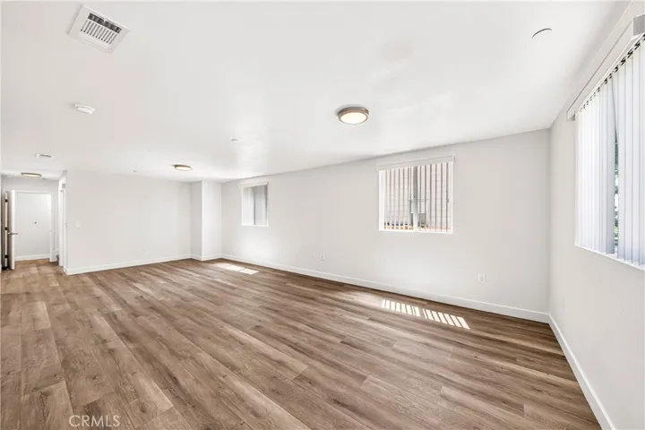 924 W 75th Street, Los Angeles, California 90044