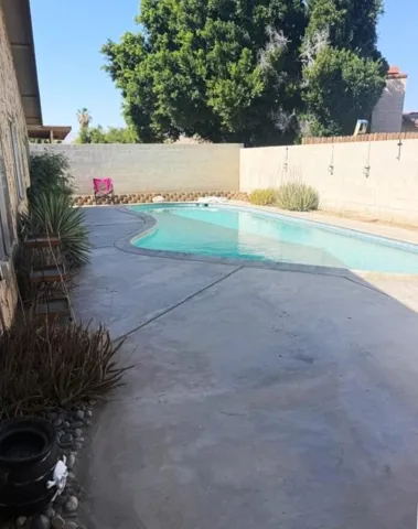 Pool 2