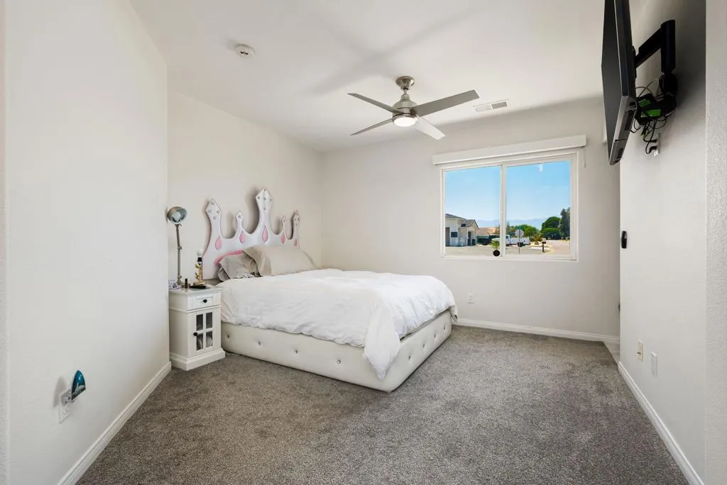 37-web-or-mls-BBGaslight_OPMG_0626_037