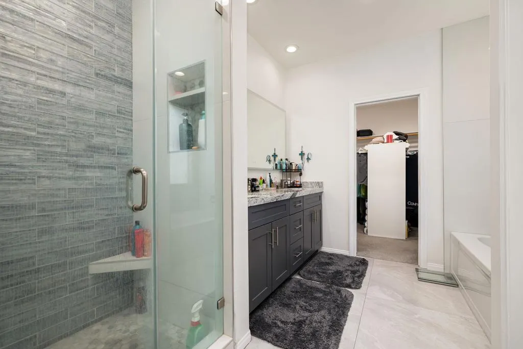 46-web-or-mls-BBGaslight_OPMG_0626_046