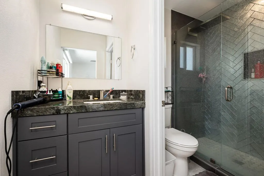 40-web-or-mls-BBGaslight_OPMG_0626_040