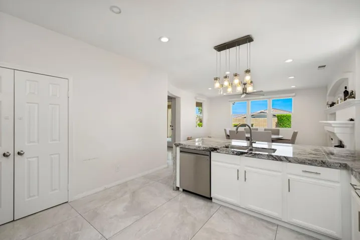 24-web-or-mls-BBGaslight_OPMG_0626_024