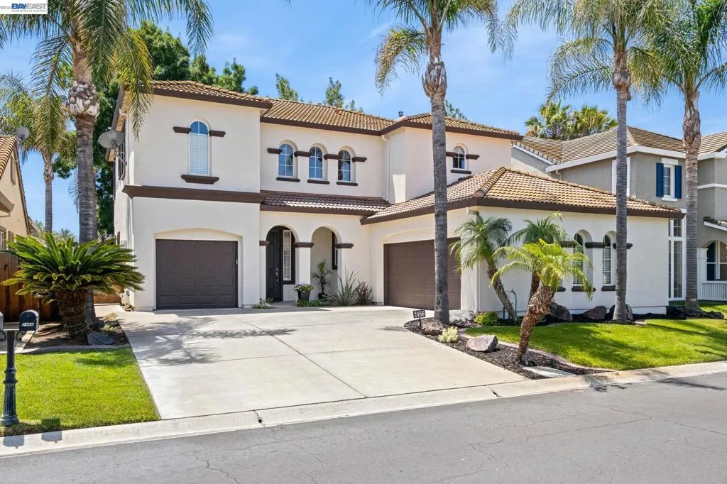 GORGEOUS CURB APPEAL!