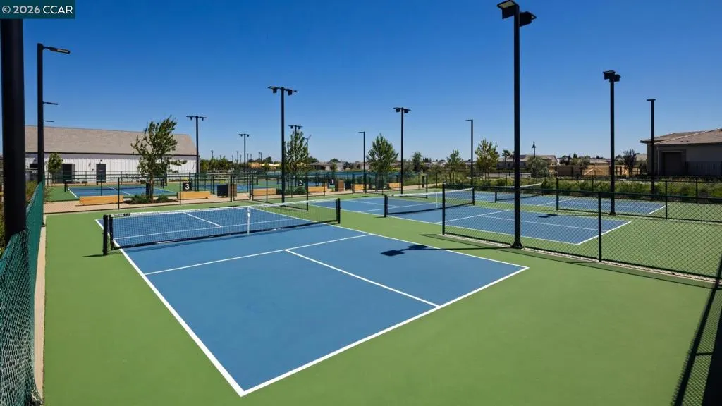 Community Pickleball