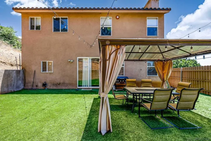 3436 Laurashawn Ln, Escondido, California 92026