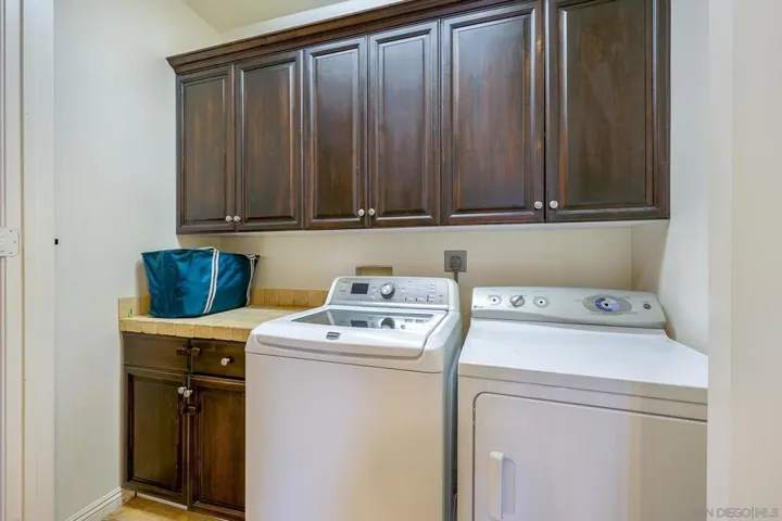 3436 Laurashawn Ln, Escondido, California 92026
