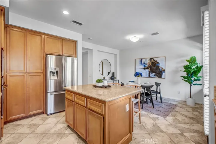 Kitchen with Lots of Storage, Separate Eating area and Breakfast Bar for 2