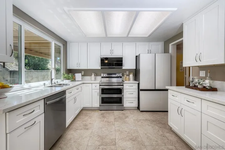 9430 Palomino Ridge, Lakeside, California 92040